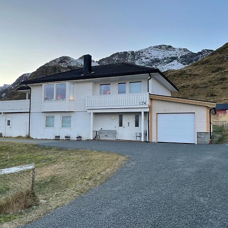 Heloise'S Accommodation Fredvang 外观 照片