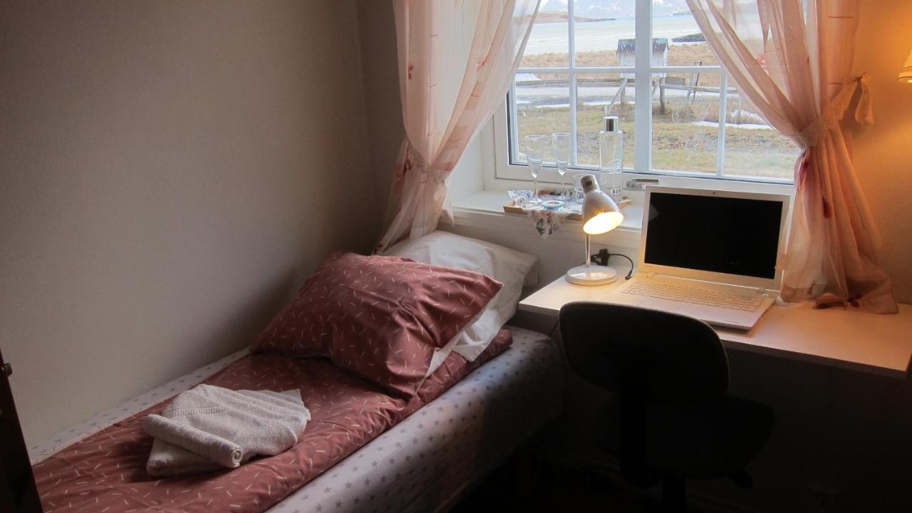 Heloise'S Accommodation Fredvang 外观 照片