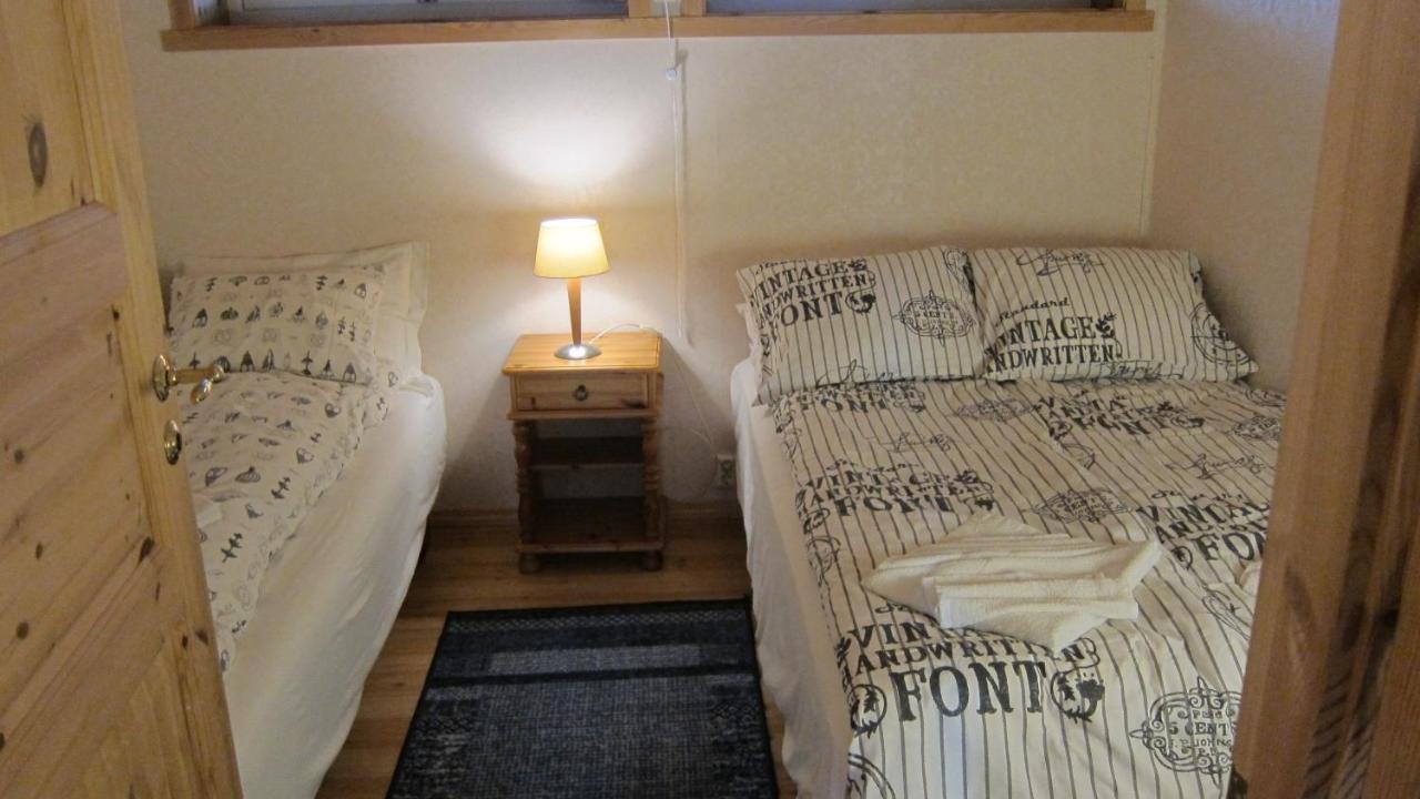 Heloise'S Accommodation Fredvang 外观 照片